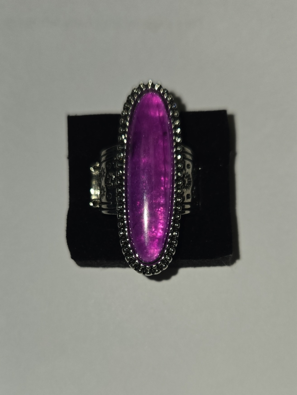 paparazzi Silver-Tone Oval Purple Cabochon Ring